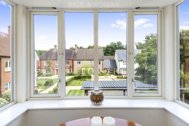 69 Oakleigh Square, Hammond Way, Yateley photo 3