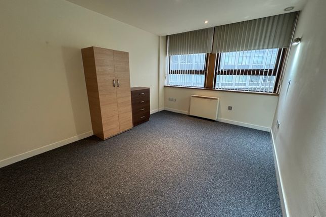 207, Leicester photo 5