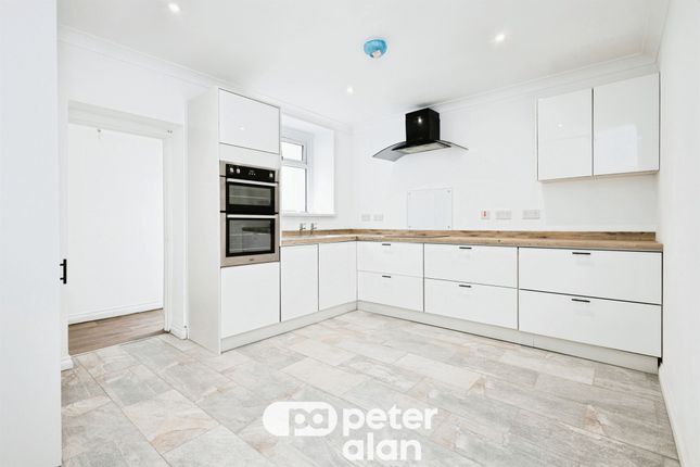 25, Maesteg photo 2