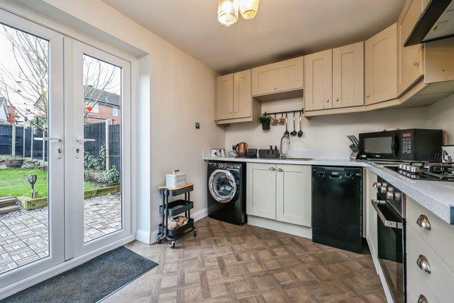 20, Turner Drive, Nottingham photo 3