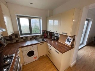 25 Mandara Point, Drapers Fields, Coventry photo 2
