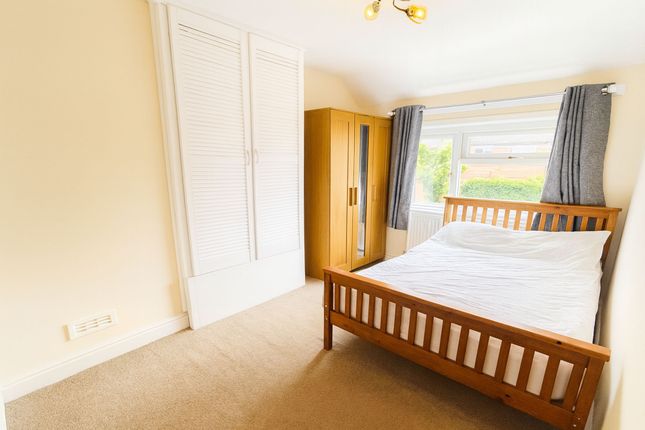 136 Charfield Road, Bristol photo 5