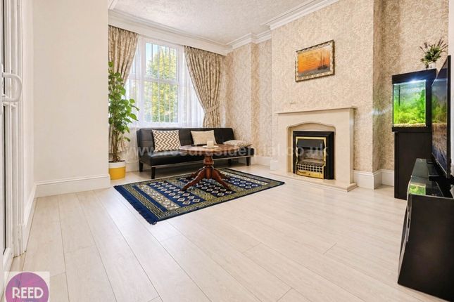 259, Hamlet Court Road, Westcliff On Sea photo 3