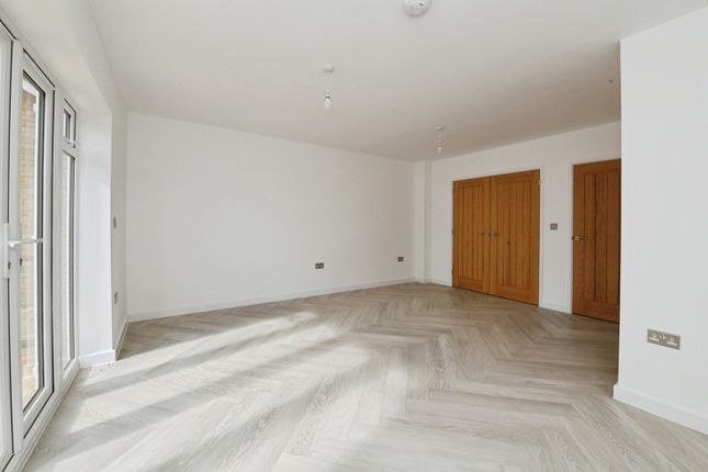 Plot 15, Sunmead, 29, Engineers Close, Chelmsford photo 3