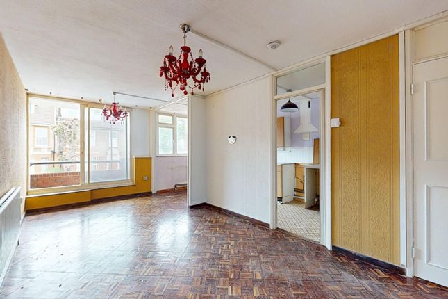 Flat F, 74 Darenth Road, Stamford Hill, London, N16 6Ed