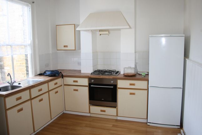 Thumbnail Terraced house to rent in Marian Road, London