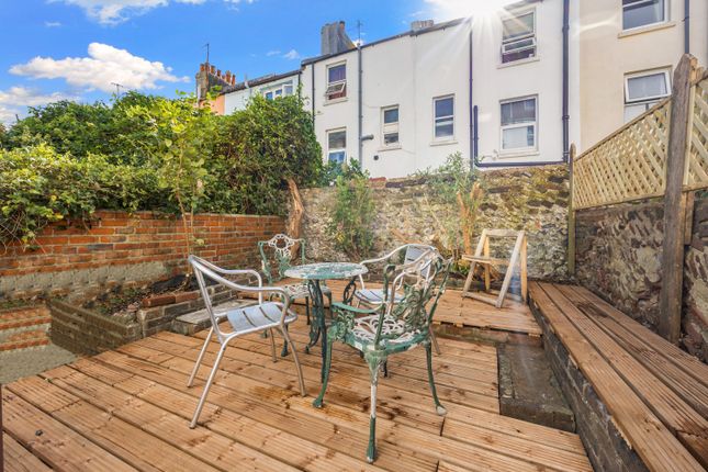 35, St. Mary Magdalene Street, Brighton photo 2