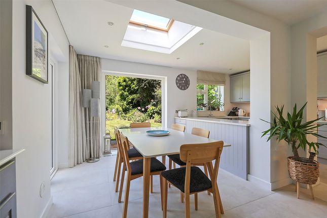 2, The Waldrons, Oxted photo 4