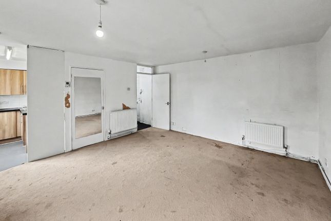 29 Menlo Gardens, Upper Norwood photo 5