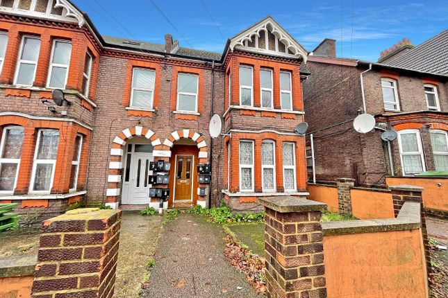 Flat for sale in 23-25 Biscot Road, Luton, Bedfordshire