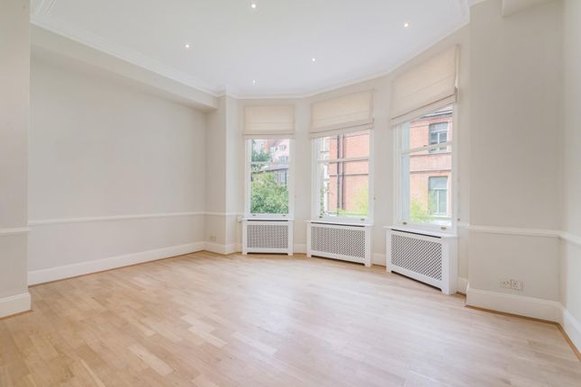 Thumbnail Flat to rent in Wetherby Gardens, South Kensington, London