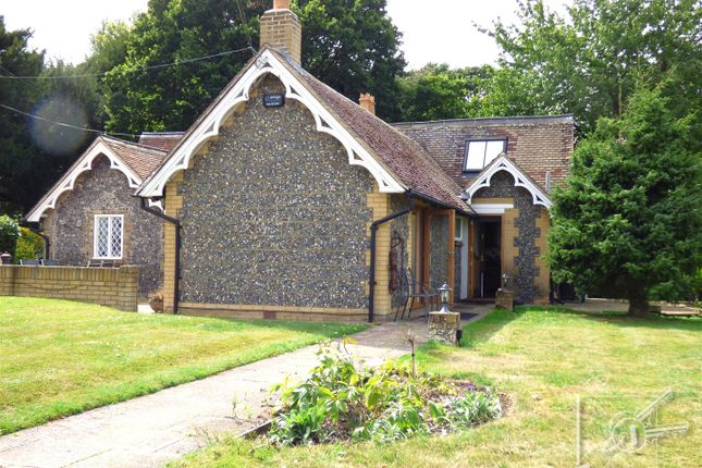 Detached bungalow for sale in Nurstead Church Lane, Meopham, Kent