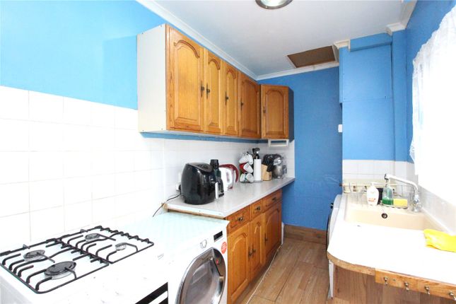 Flat to rent in Hertford Road, Worthing, West Sussex