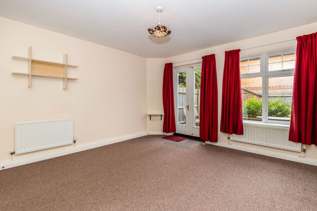 22, Russet Gardens, Emsworth photo 5