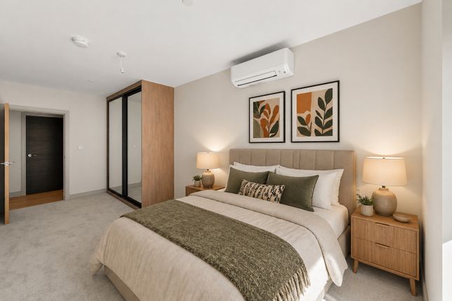 Flat 3 Station Parade, Boston Manor Road, London photo 3