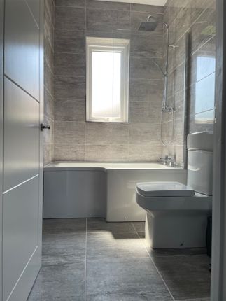 31, Tantobie Road, Newcastle upon Tyne photo 4