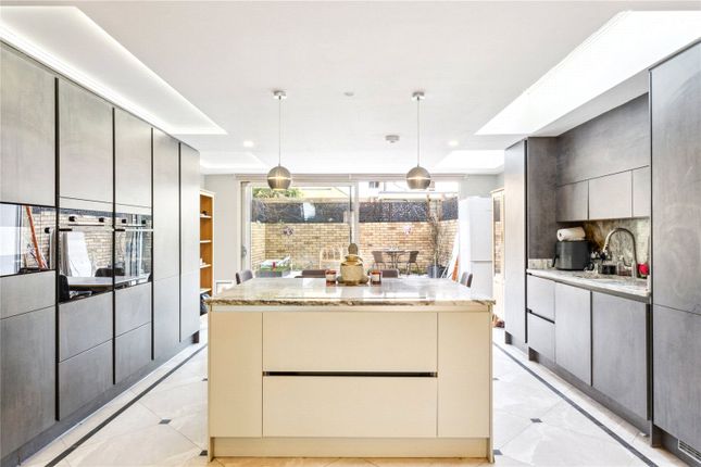 129, Leathwaite Road, London photo 4