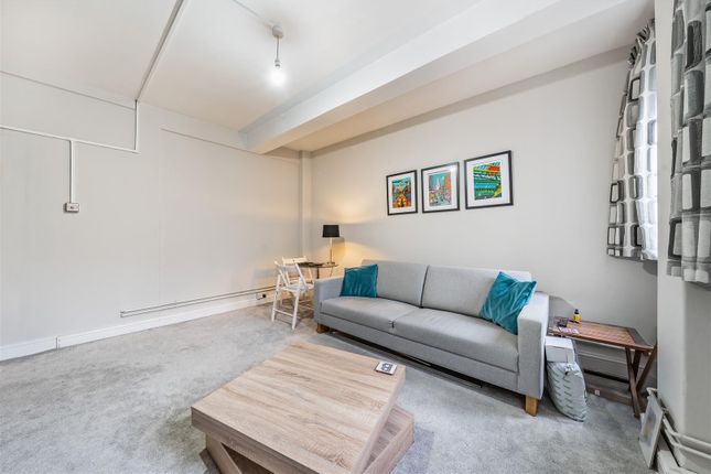 109 Arnold Estate, Druid Street, London photo 4