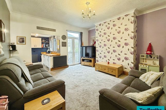 7 Wellington Street, Barnoldswick photo 2