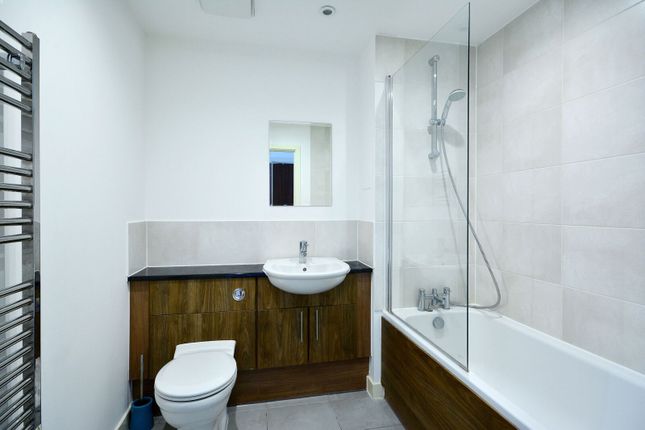 Great West Quarter, Brentford photo 4