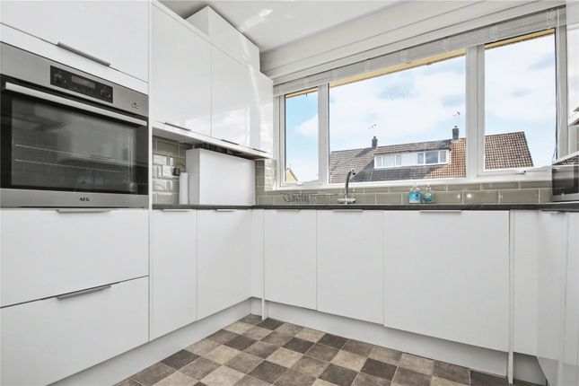 12, Rydal Avenue, Leeds photo 4