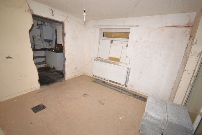 12, Bryn Close, Powys photo 4