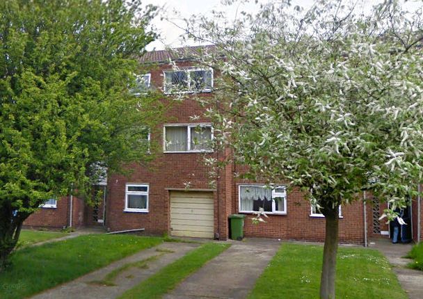 Thumbnail Flat to rent in Thorgam Court, Grimsby