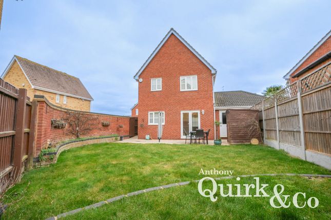 Thumbnail Detached house for sale in Heather Close, Canvey Island