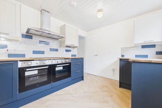 37, Ferndale Drive, Glasgow photo 2