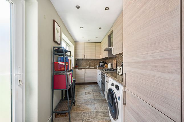 47 Albion Road, Twickenham photo 4
