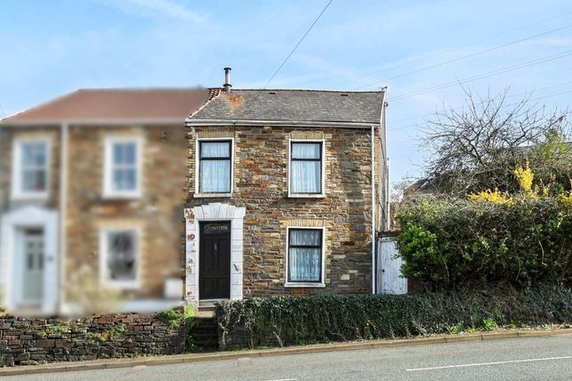 3-bed semi-detached on 206, Felinfoel Road, Llanelli, £69,000
