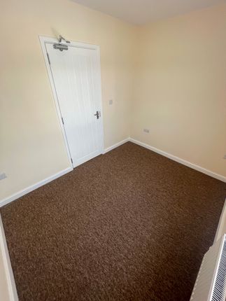Room 5, 8 Bartholomew Road, Oxford photo 2