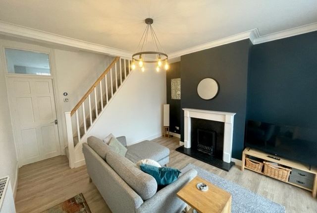 14, Springfield Mount, Leeds photo 5