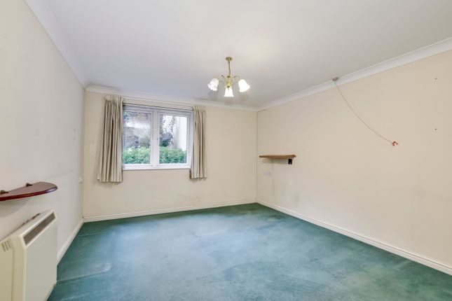 Sheepcot Lane, Watford photo 4