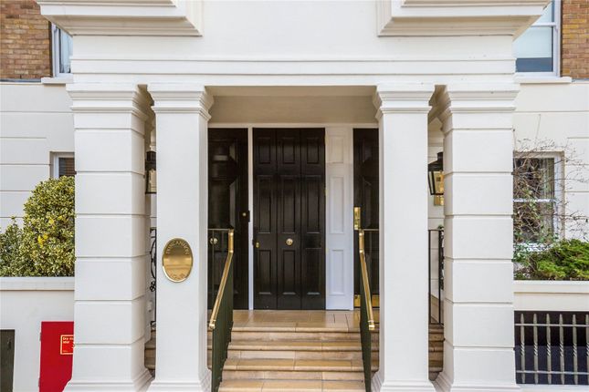 Flat for sale in Duncannon House, 26 Lindsay Square, London