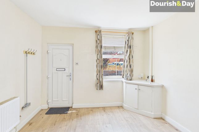 6 Sandon Road, Stafford photo 2
