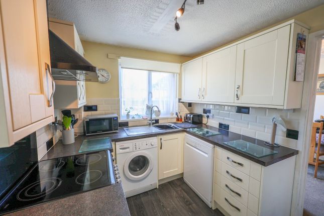 37, Shelley Road, St Austell photo 2