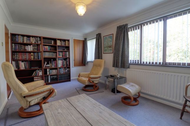 Flat for sale in Cathedral Court, Scunthorpe