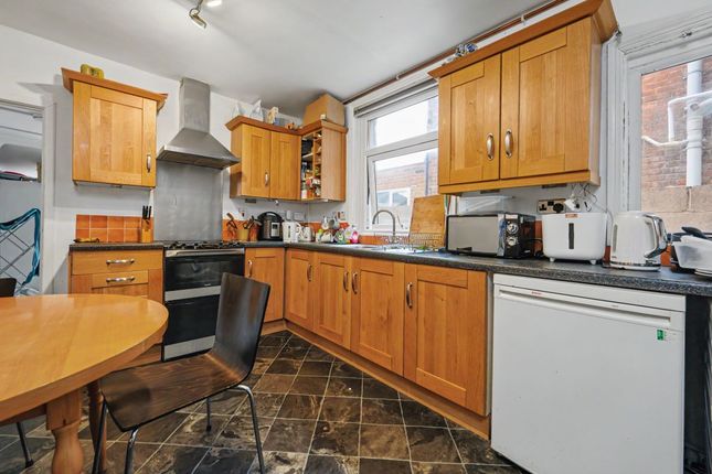 53, Desborough Road, Eastleigh photo 2