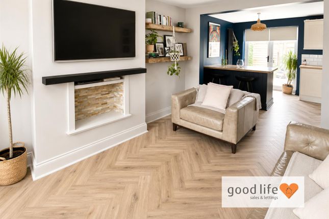 83, Woodham Drive, Sunderland photo 2
