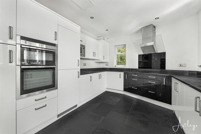 1, Portway, Swansea photo 3