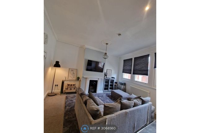 Flat B, St Nicholas St, Bristol photo 4