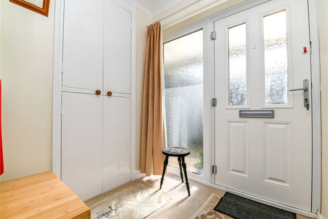 6, Wendover Close, New Milton photo 3