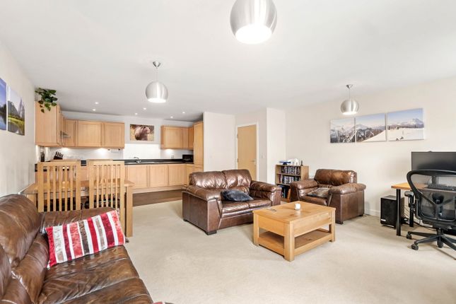 Apartment 14, Pollard Court, Layland Walk, Diglis, Worcester.  WR5 3GD photo 4