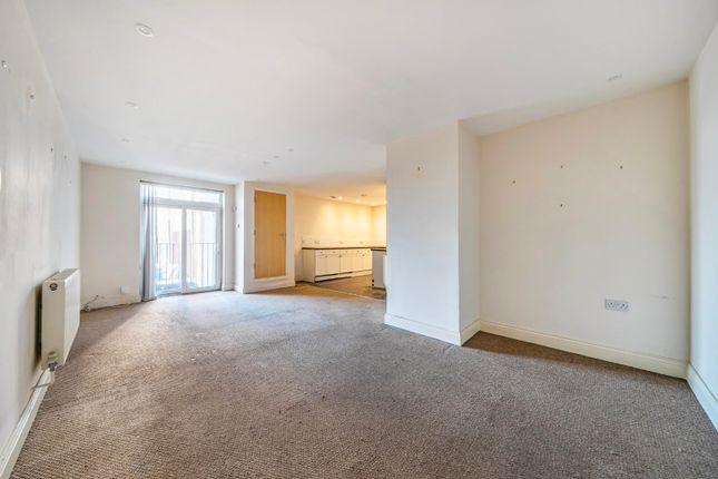 Flat 29, Forbes Court, 373 London Road, Portsmouth photo 3