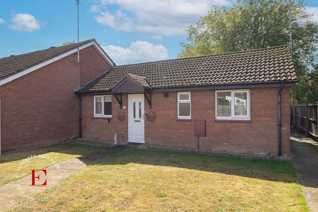2-bed other on 27 Camelot Grove, Kenilworth, £210,000