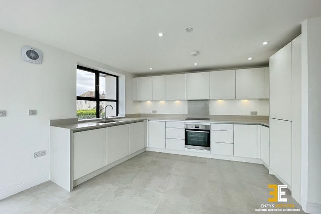 Apartment 3, 57 Marine Drive, Colwyn Bay photo 3