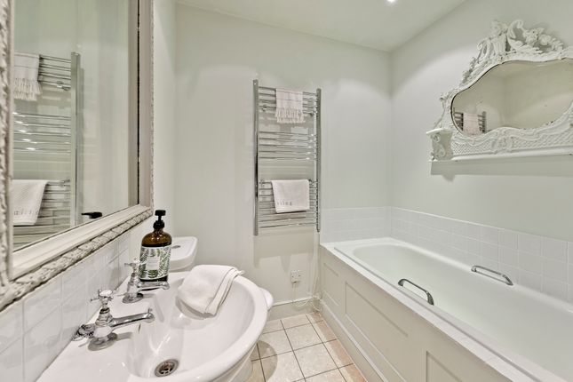 Flat for sale in Cornwall Gardens, London