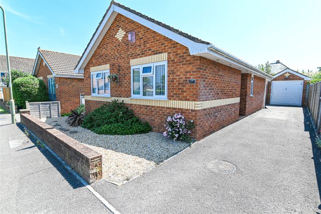 2-bed house on 19, Cutler Close, New Milton, £390,000