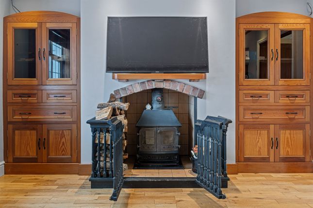 9 Homeway, Frodsham photo 4